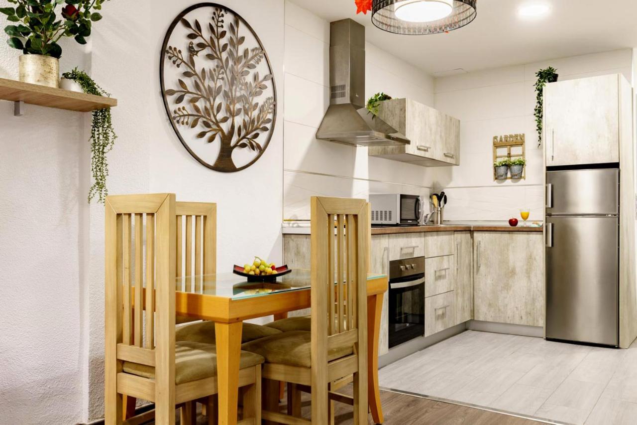 My Granada Garden - Tree Of Life Apartment Ngoại thất bức ảnh